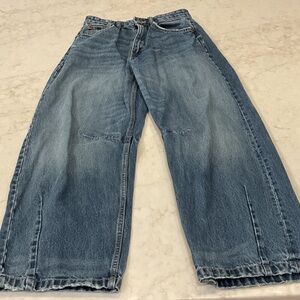Zara barrel Jeans nwot